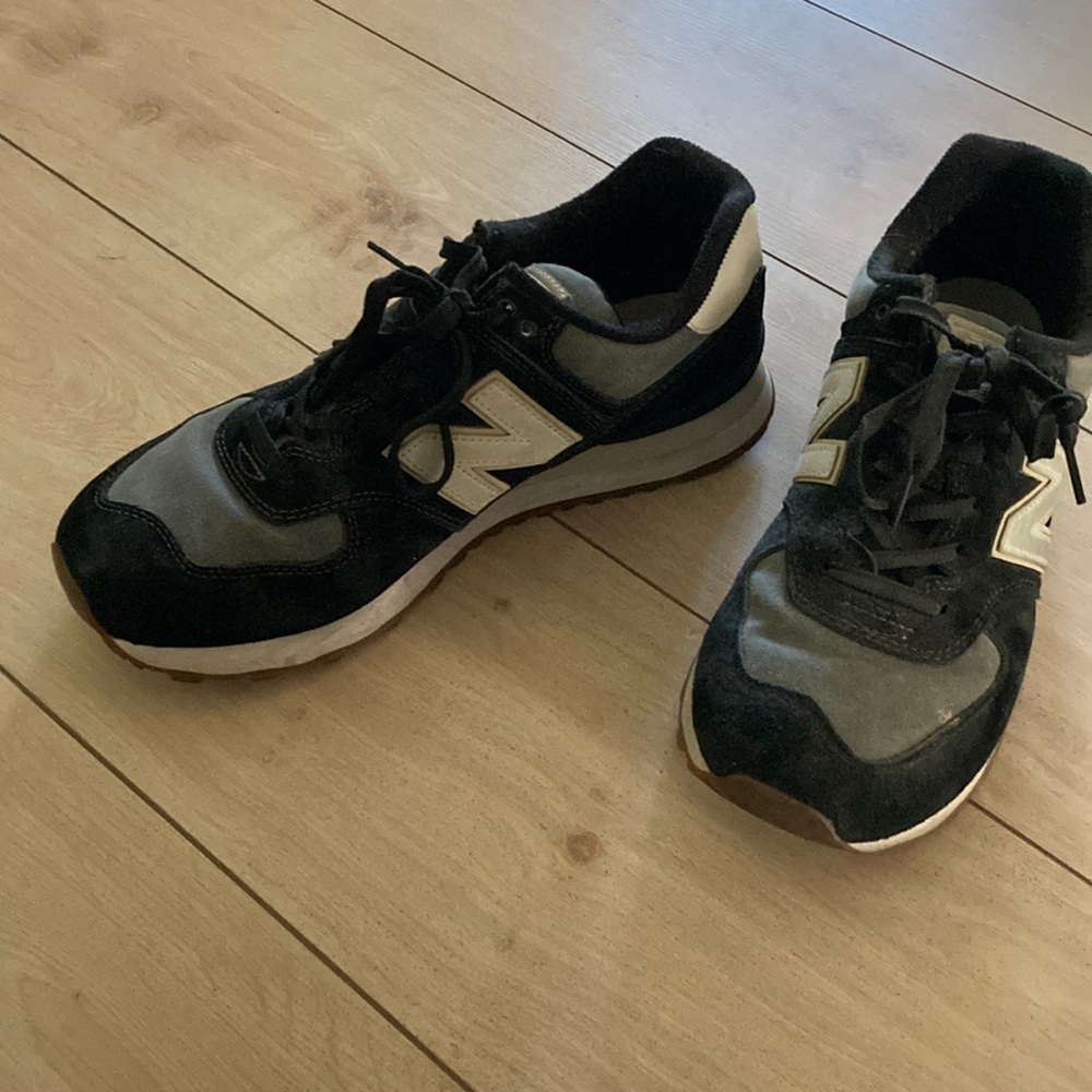New balance 574 black and white